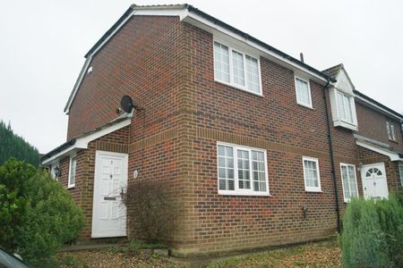 1 bed house to rent in Chiltern Close, Maidstone, ME15 - Photo 2