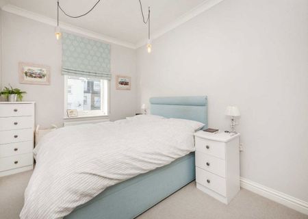 Medwin Street, SW4 7RS, London - Photo 2