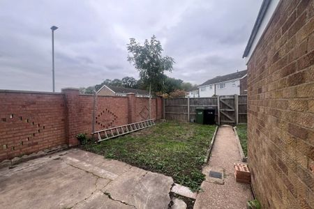 Eastfields - Photo 5