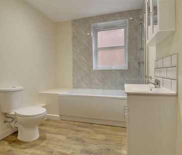 Brockhurst Road, Gosport - Photo 6