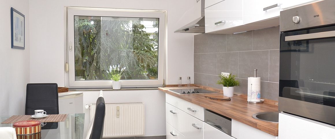 Hochwertige, möblierte Wohnung in schöner Lage in Köln-Deutz - Photo 1