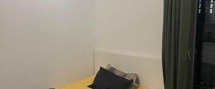 Studio apartment for sublet - Photo 1