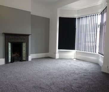 3 bedroom House To Let Total Size: 1120 SQ FT - Photo 2