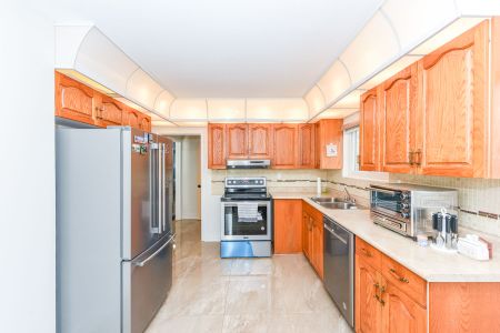 For Lease - 20 Charnleigh Court Unit# UPPER, Toronto, Ontario - Photo 4