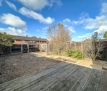 Durham Way, Wyton - Photo 3