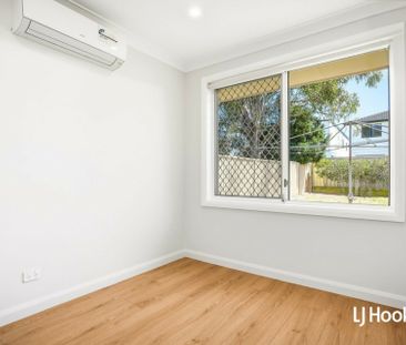Stunning Home - Great Location! - Photo 3