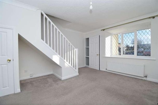 Dimple Gardens, Ossett, WF5 - Photo 1