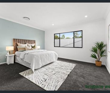 NEW STUNNING FAMILY HOME - Photo 5