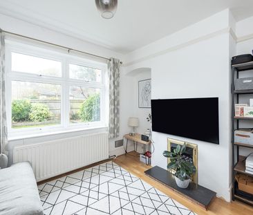 Available unfurnished from 10/11/2025 - Photo 2
