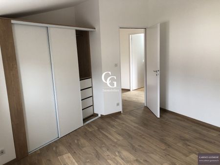 Location Maison 3 pièces 70m² VIEILLEVIGNE 44116 - Photo 3
