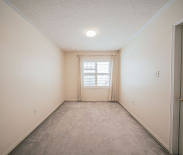 For Lease - 26 Peacock Crescent, Ajax, Ontario - Photo 6