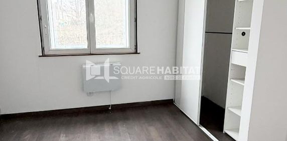 Location Appartement 2 pièces 48m² HENIN BEAUMONT 62110 - Photo 2