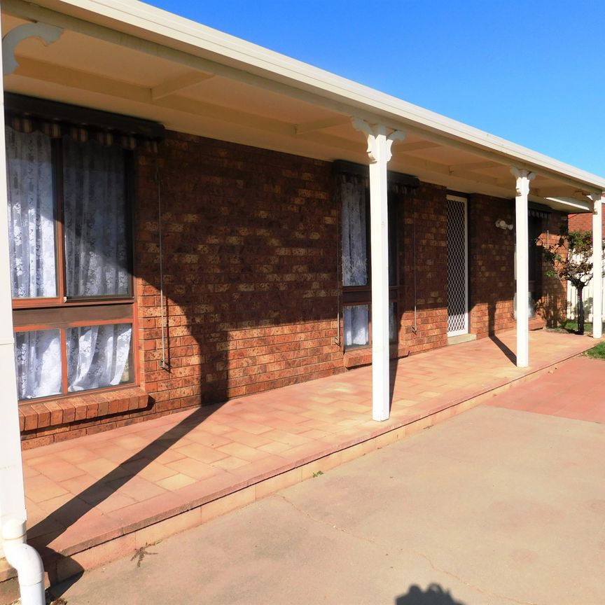 2/14 Wirilda Close, Wodonga VIC 3690 - Apartment For Rent | Domain - Photo 1