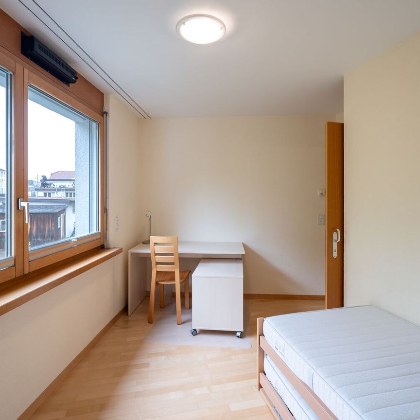 APPARTEMENT 31/2 PIÈCES À OBERRIEDEN (ZH), MEUBLÉ - Foto 1