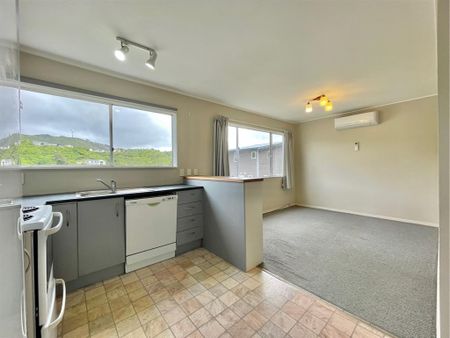 3 Bedroom Unit in Kingston - Photo 5