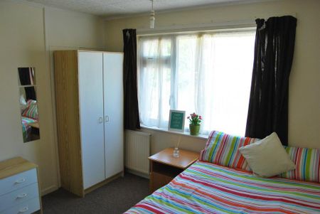 4 bedroom house to rent - Photo 5