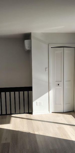 DISPONIBLE MAINTENANT ** Superbe 4 ½ Lebourgneuf, entièrement rénové - Photo 1