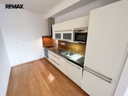Pronájem bytu 2+kk v osobním vlastnictví 81 m², Praha 7 - Holešovice - Fotografie 3