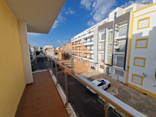 Monte Gordo, Lisbon - Photo 1