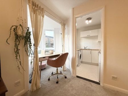 Dorset Street, Glasgow, G3 - Photo 2