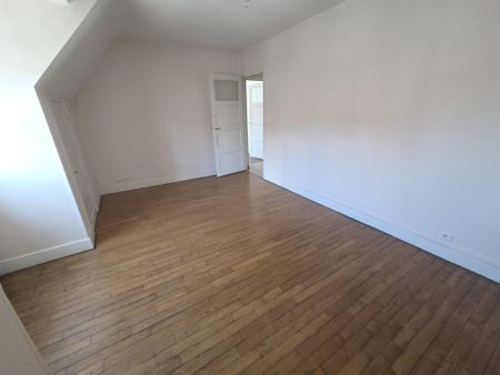 Location Appartement 2 pièces 50m² LE CREUSOT 71200 - Photo 2
