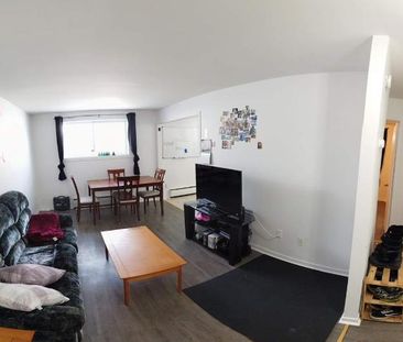2 CH - 1 SDB - Québec - $995 /mo - Photo 2