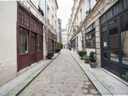 Logement à Paris, Location meublée - Photo 2