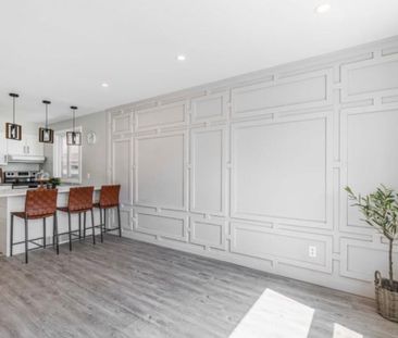 For Lease - 82 Emery Street, London South, Ontario - Photo 5