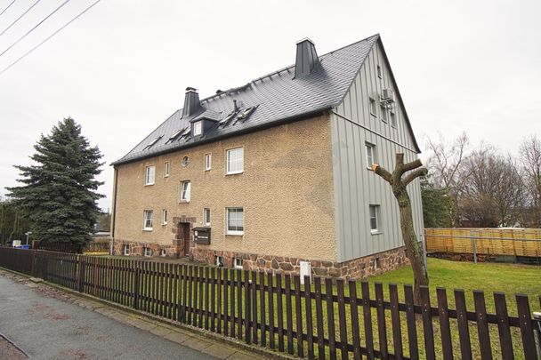 Wohnen im Grünen - Schöne 3 Raum Wohnung mit Einbauküche in Wüstenbrand - Photo 1