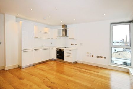 Hardwicks Square, London, SW18 4LP - Photo 5