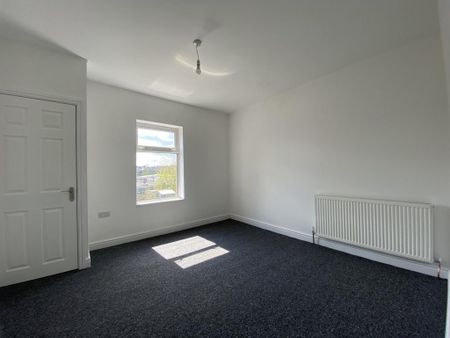 3 bedroom terraced house to rent - Photo 4