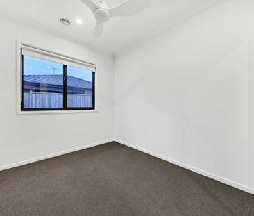 "A contemporary new build in a prime Wyndham Vale location." - Photo 4
