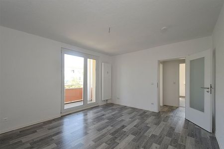 3-Raum-Wohnung Bukarester Straße 1 - Photo 2