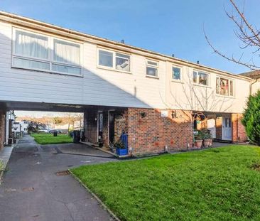 Fountains Garth, Bracknell, RG12 - Photo 1