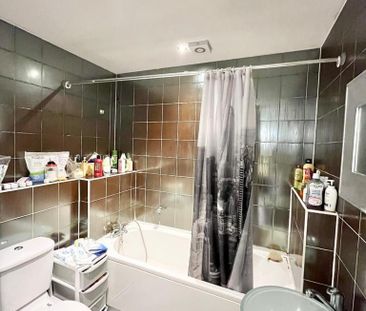 3 bedroom flat share to rent - Photo 6