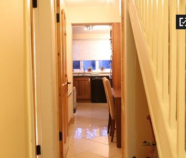 Cozy room in 2-bedroom houseshare in Crumlin, Dublin - Photo 6