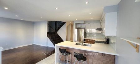 For Lease - 72 Park Place Drive, Markham, Ontario - Photo 4