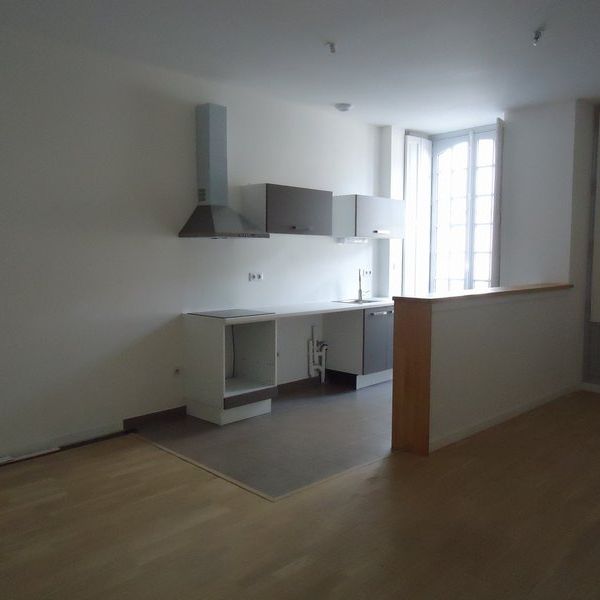 Location Appartement 3 pièces 65m² NEVERS 58000 - Photo 1