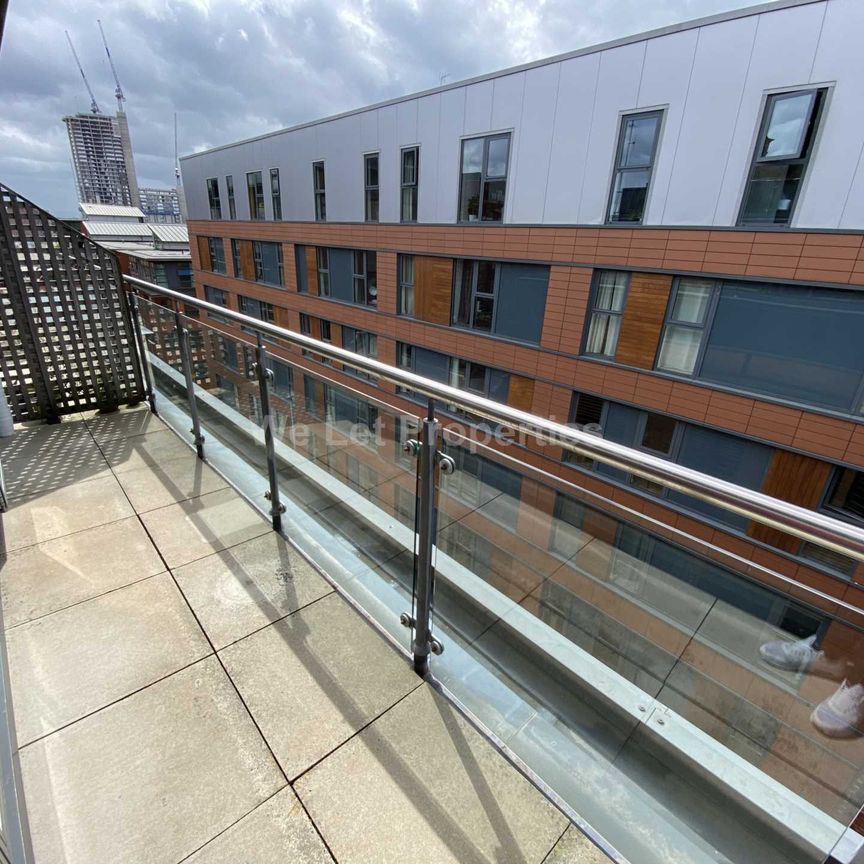 Price £1,400 pcm - Available 15/12/2025 - Furnished - Photo 1