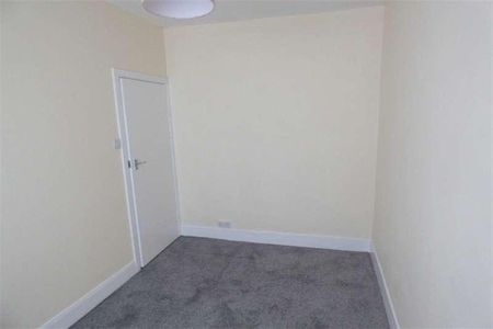 Dale Street, Runcorn, WA7 - Photo 5