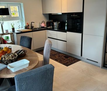 Romantische kleine Dachmaisonette-Wohnung in Uster - Foto 2