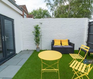 5 bedroom terraced house to rent - Photo 1