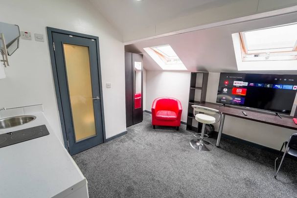 Studio Flat, Dale Road, B29 - Photo 1