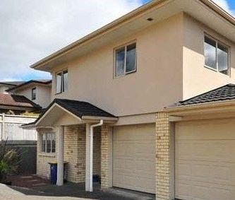 4 Bedroom Albany Rental - Photo 1