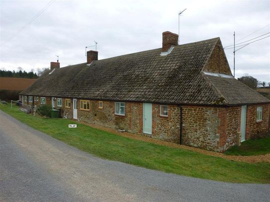 1 bedroom cottage to rent - Photo 1
