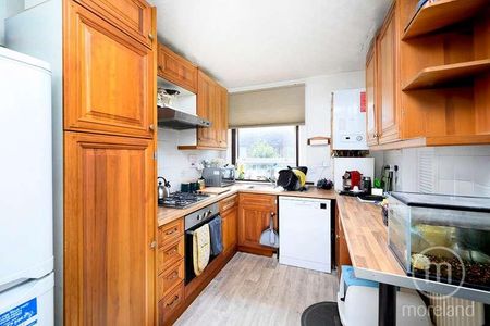 Alyth Gardens, Temple Fortune, NW11 - Photo 2