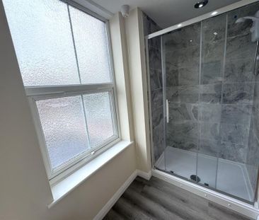 1 Bedroom Apartment To Let - Photo 6