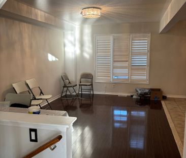 For Lease - 7 Dollery Gate, Ajax, Ontario - Photo 4