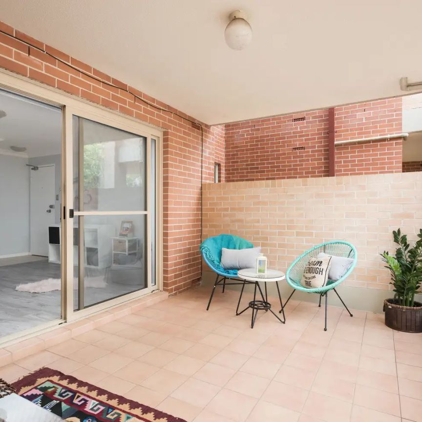 “Spacious and Convenient” - Photo 1