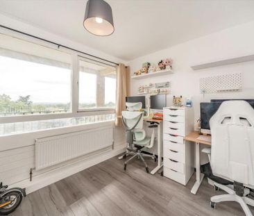 2 Bed Maisonette, Binley House, SW15 - Photo 4